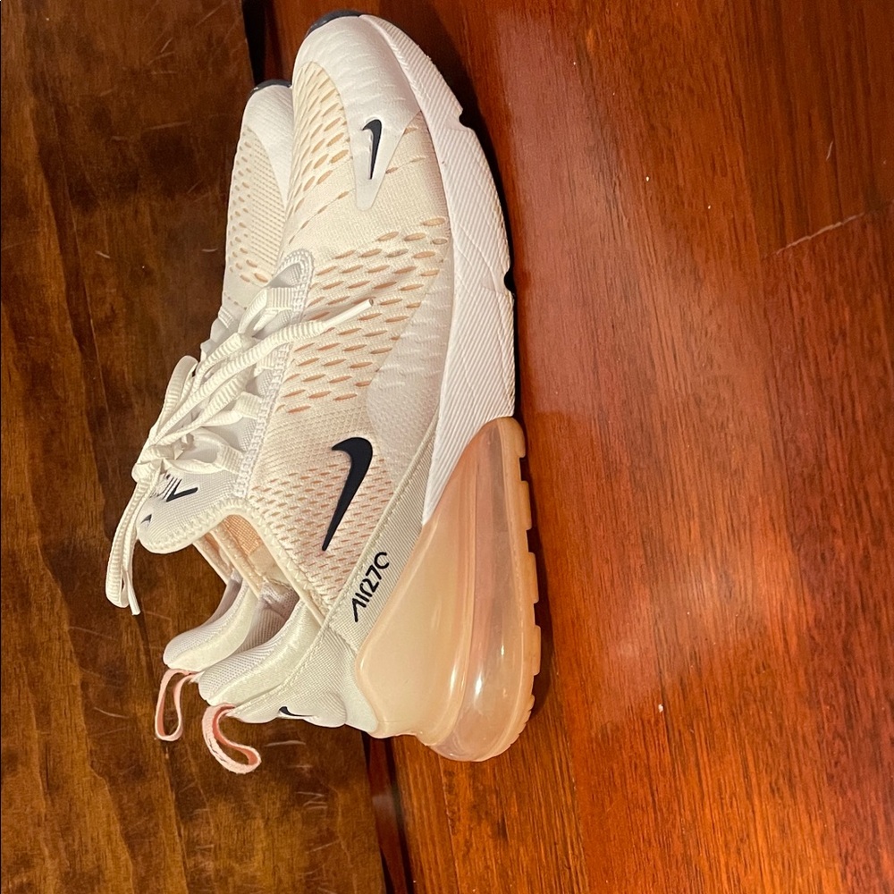 Women’s Nike Air Max 270 Peachy Pink